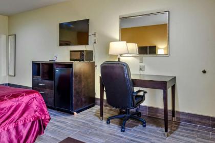 Quality Inn - Brownsville - image 3