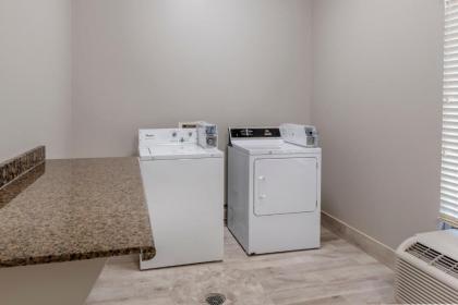 Hampton Inn Brownwood - image 13