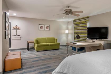 Hampton Inn Brownwood - image 14