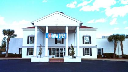 Motel 6-Brunswick GA - image 4