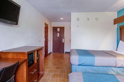 Americas Best Value Inn & Suites Brunswick - image 10