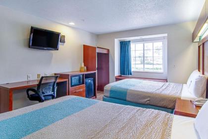 Americas Best Value Inn & Suites Brunswick - image 7