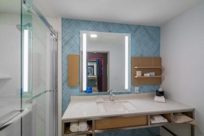 Hilton Garden Inn Brunswick - image 8