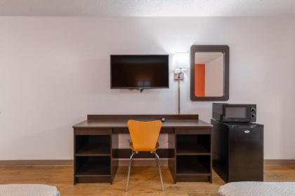 Motel 6-Bryan TX - University Area - image 10