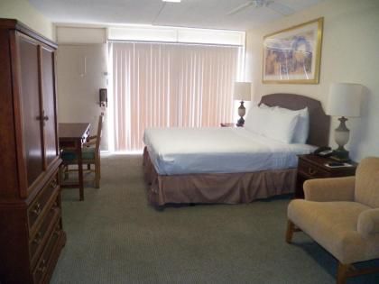 University Inn - image 9