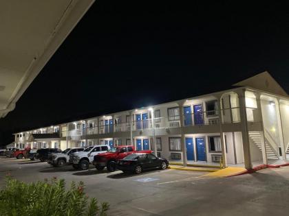 Motel 6-Bryan TX - College Station - image 10