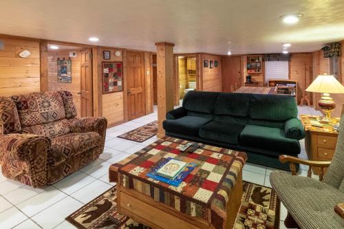 3 Bed 2 Bath Vacation home in Bryson City - image 3