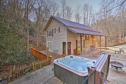 Bryson City Cottage with Hot tub and Waterfall Views