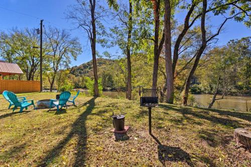 Bryson City Family Cabin - Mins to Smoky Mountains - main image