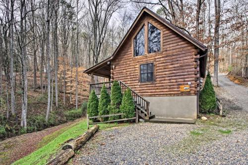 Trot Inn Bryson City Cabin with Hot Tub and Fire Pit! - image 5