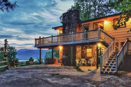 Secluded Home in the Woods with Smoky Mountain Views! - image 4