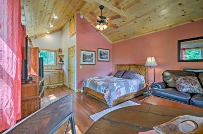 Bryson City Studio with Hot Tub - Near Nantahala! - image 12