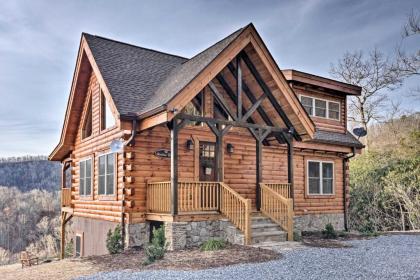 Hilltop Cabin on 5 Acres with Hot tub and Waterfall Bryson City