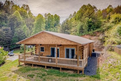 Hilltop Cabin - image 17