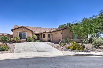 Buckeye Oasis with Sun Porch Pool and Putting Green - image 4