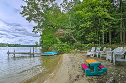 Hartford Cottage with Dock and Private BCH on Bear Pond - image 15