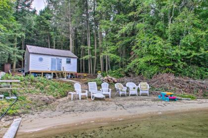 Hartford Cottage with Dock and Private BCH on Bear Pond - image 6