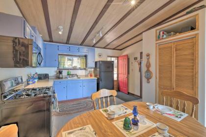 Lakefront Hartford Cabin with Canoe and Boat Ramp - image 10