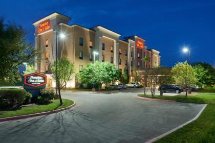 Hampton Inn & Suites Austin South Buda - image 1