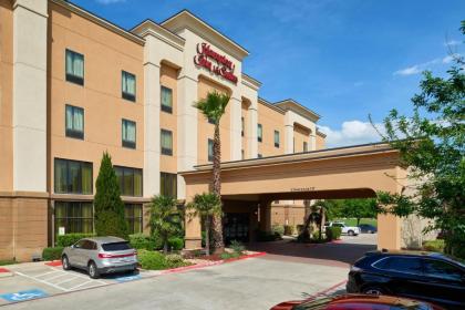 Hampton Inn & Suites Austin South Buda - image 11