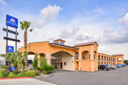 Americas Best Value Inn Buda - image 1