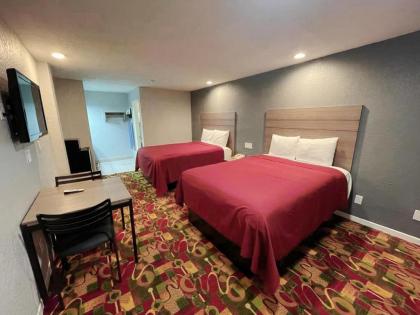 Americas Best Value Inn Buda - image 10