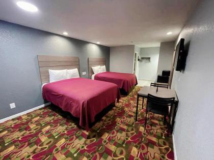 Americas Best Value Inn Buda - image 9