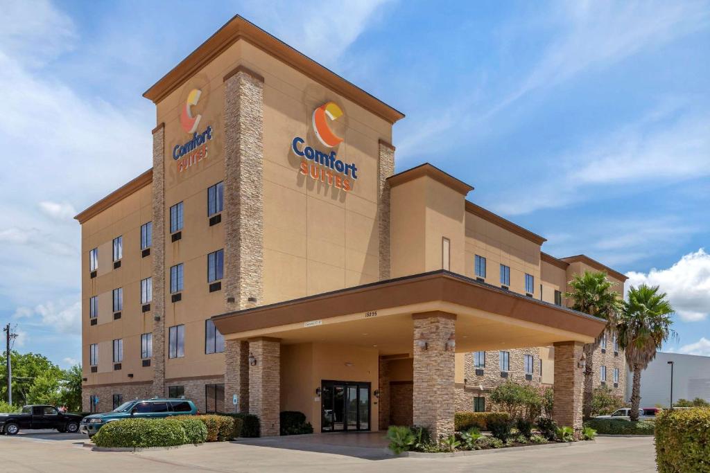 Comfort Suites Buda - main image