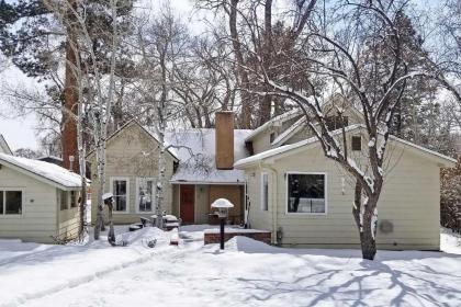 Charming Buena Vista Creekside Home Walk to Main! - image 10