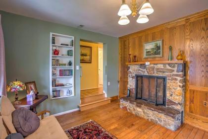 Charming Buena Vista Creekside Home Walk to Main! - image 12