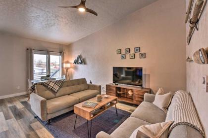 Buena Vista Condo Less Than half Mi to River and Main St!