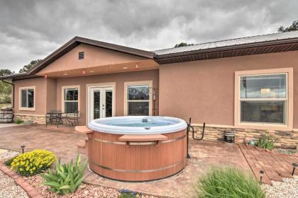 Stunning Home with Fire Pit 11 Mi to Mt Yale!