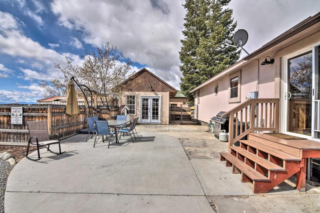 Pet-Friendly Buena Vista Home Mtn-View Yard! - image 4