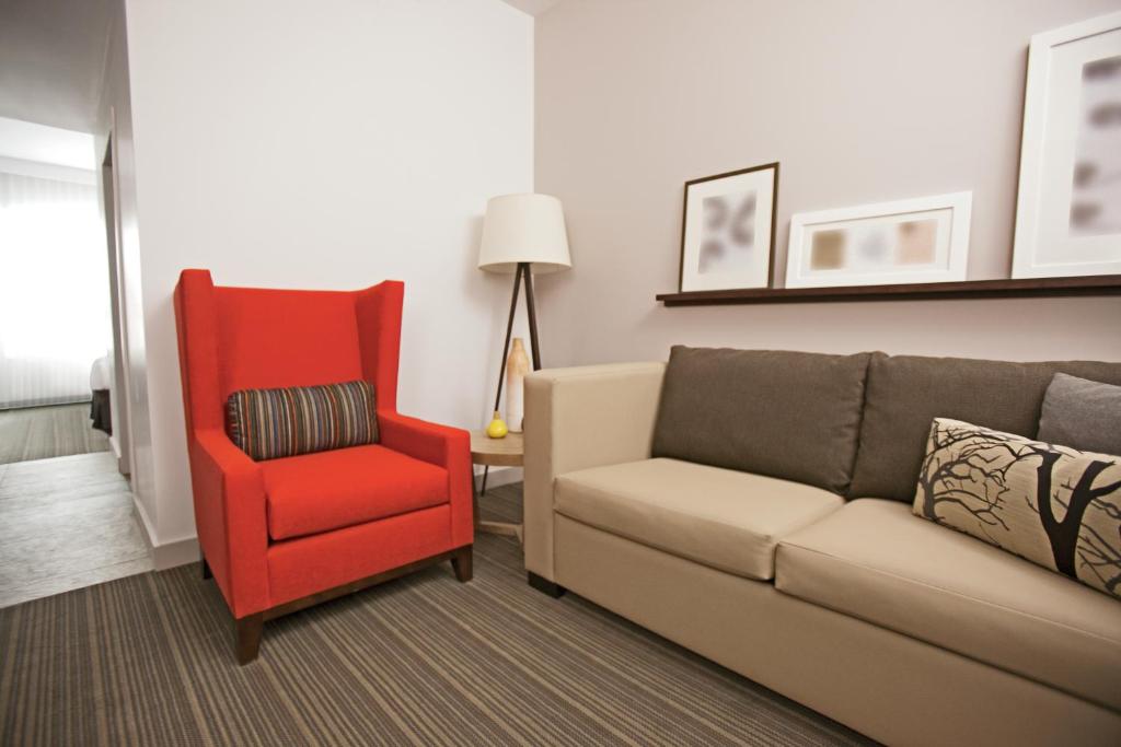 Country Inn & Suites by Radisson Buffalo MN - image 7