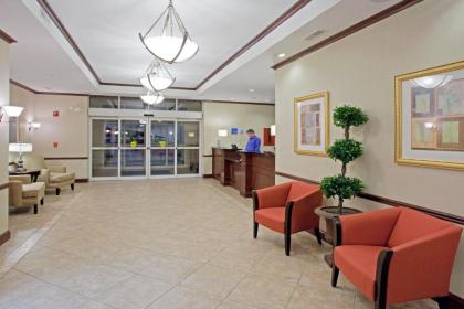 Holiday Inn Express Buffalo - image 11