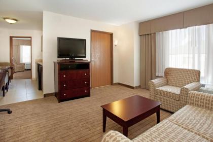 Holiday Inn Express Buffalo - image 12