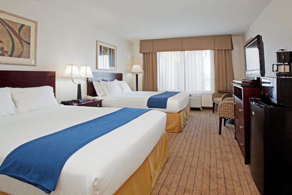 Holiday Inn Express Buffalo - image 2