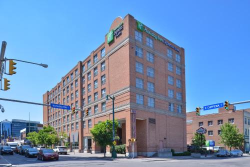 Holiday Inn Express & Suites Buffalo Downtown an IHG Hotel - main image