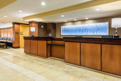 Fairfield Inn & Suites – Buffalo Airport - image 3