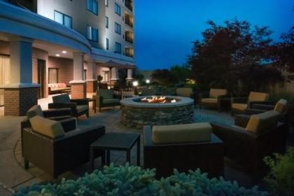 Courtyard by Marriott Buffalo Airport - image 5