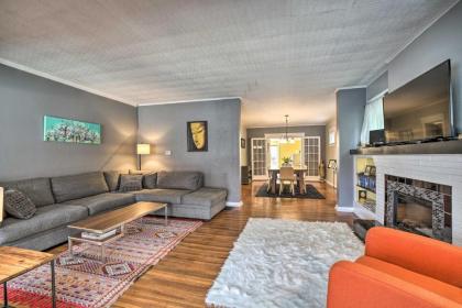 Modern Comfortable Home 2 Mi to UB Campus! - image 17