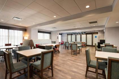 Hampton Inn Buffalo - Amherst - image 5