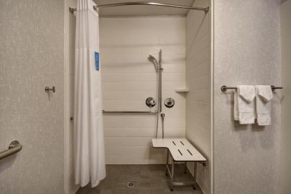 Hampton Inn Atlanta-Mall of Georgia - image 13