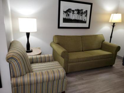 Country Inn & Suites by Radisson Buford at Mall of Georgia GA - image 14