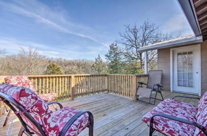 Fisherman-Friendly Bull Shoals Home on Lake! - image 14