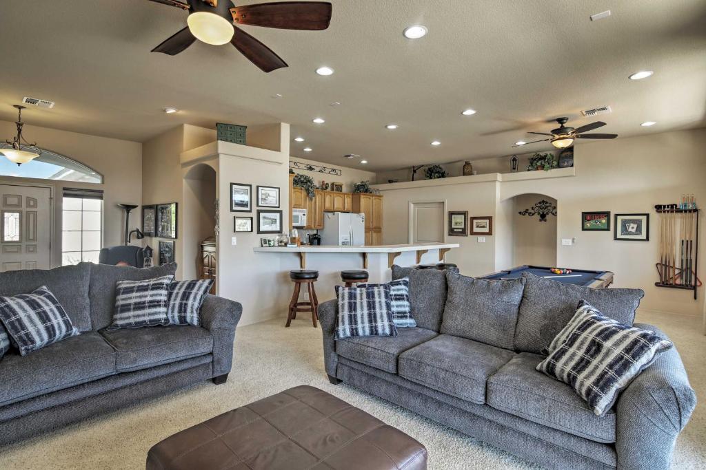 Cozy Bullhead City Home with Patio and Mountain Views! - image 4