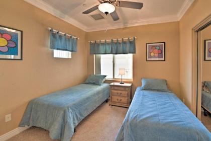 Ideally Located Bullhead City Townhome with Balcony! - image 11