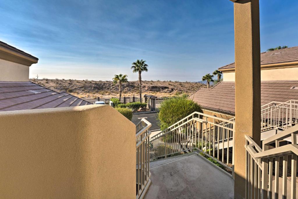 Ideally Located Bullhead City Townhome with Balcony! - image 7