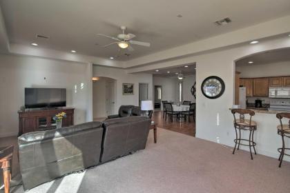 Desert Condo with Pool about 3 Miles to Colorado River! - image 12