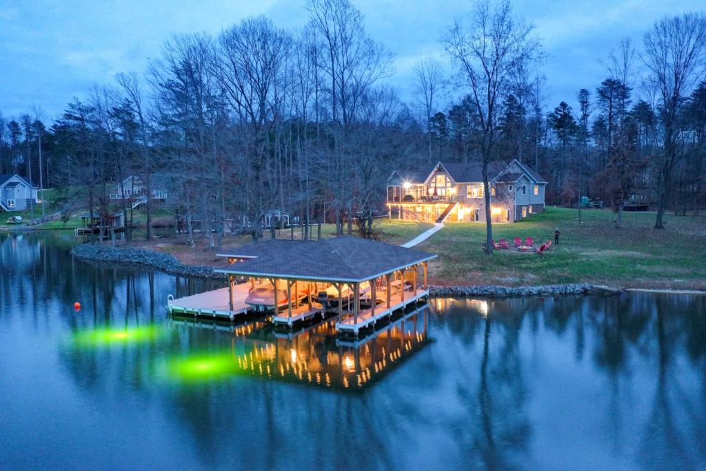 Lake Anna Waterfront Home with 2 Acres and Covered Dock - main image